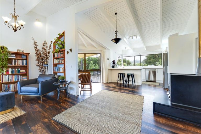 Photo of property in 10 Hewetson Road, Upper Moutere, 7175