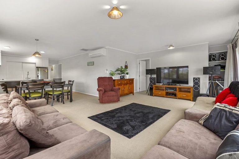 Photo of property in 2 Taipari Avenue, Raglan, 3225