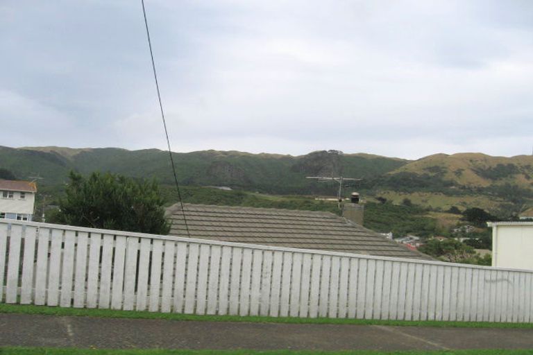 Photo of property in 6 Anthony Street, Tawa, Wellington, 5028