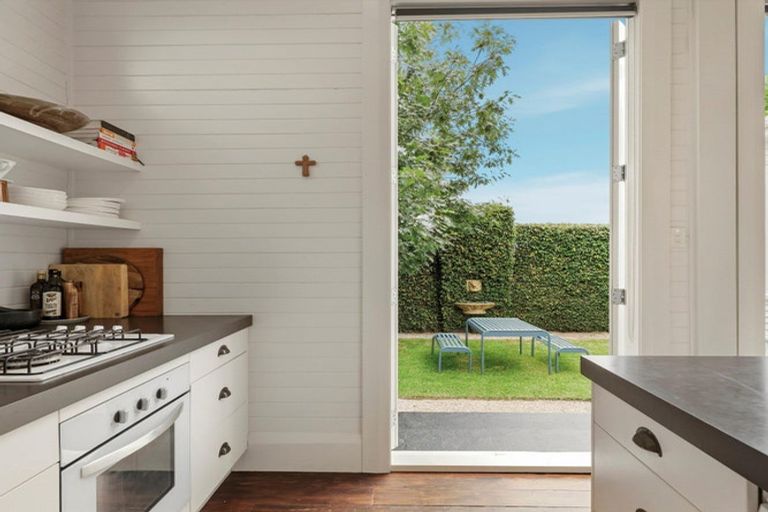 Photo of property in 38 Stephens Place, Hairini, Tauranga, 3112