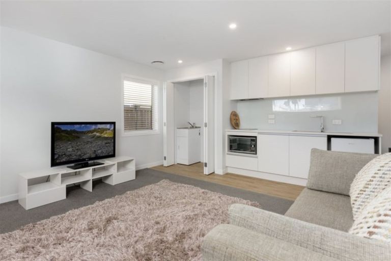 Photo of property in 10b Crane Street, Mount Maunganui, 3116