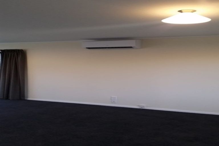 Photo of property in 2/22 Gadsby Street, Avalon, Lower Hutt, 5011