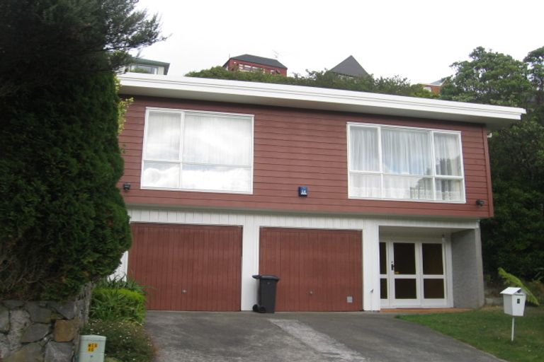 Photo of property in 6 Lynmouth Avenue, Karori, Wellington, 6012