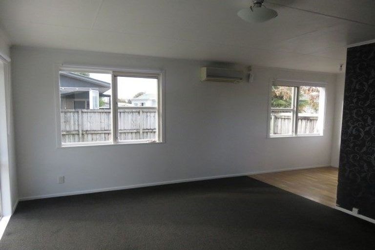 Photo of property in 4 Larnach Street, St Andrews, Hamilton, 3200