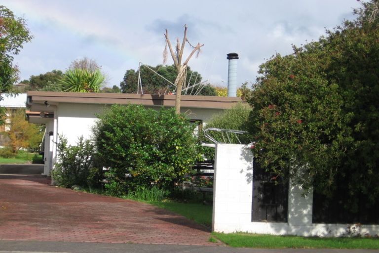 Photo of property in 62 Bay Street, Red Beach, 0932