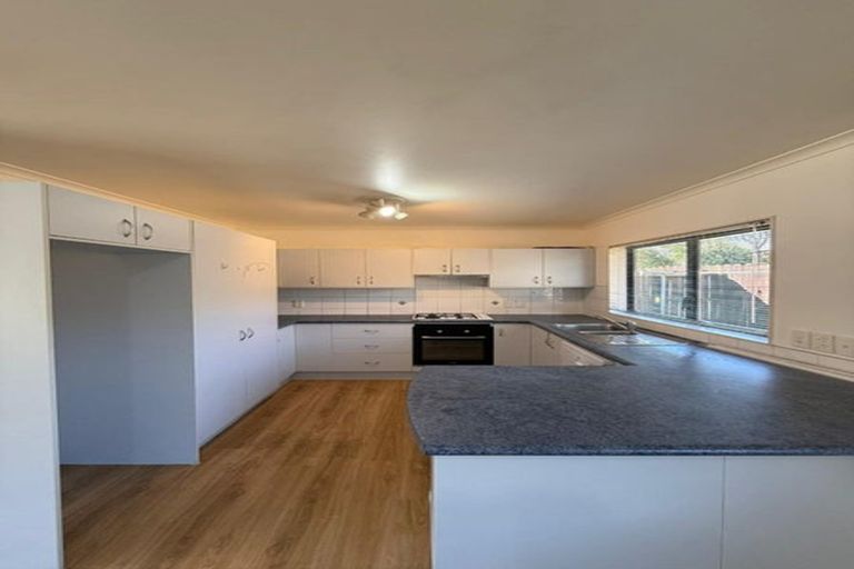 Photo of property in 66 Milson Drive, Papakura, 2110