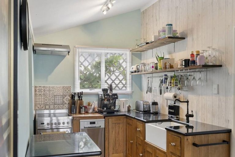 Photo of property in 71 Beach Road, Tahunanui, Nelson, 7011