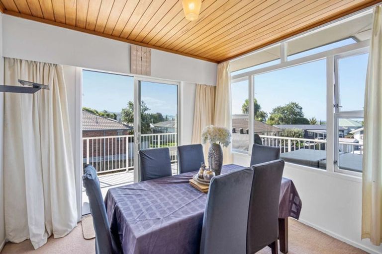 Photo of property in 10 Fairview Place, Te Puke, 3119