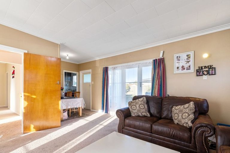 Photo of property in 9 John Road, Fairy Springs, Rotorua, 3015