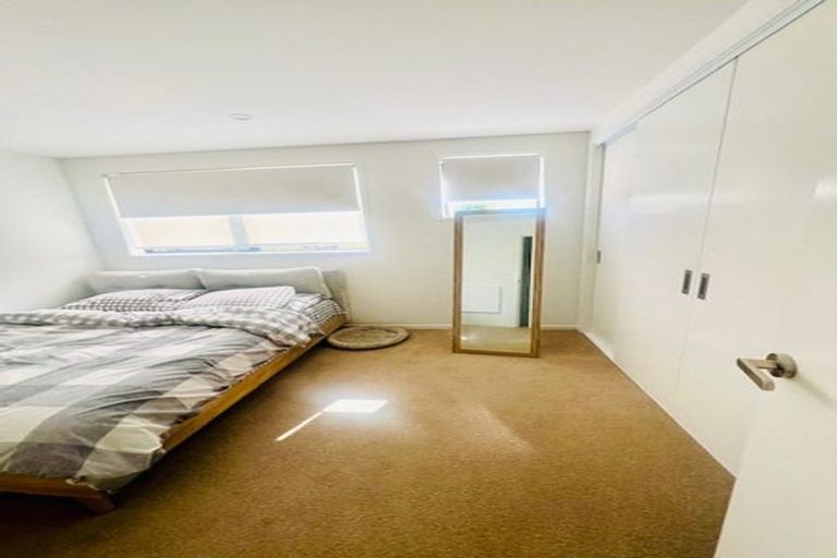 Photo of property in 10 Rara Lane, Manukau, Auckland, 2104