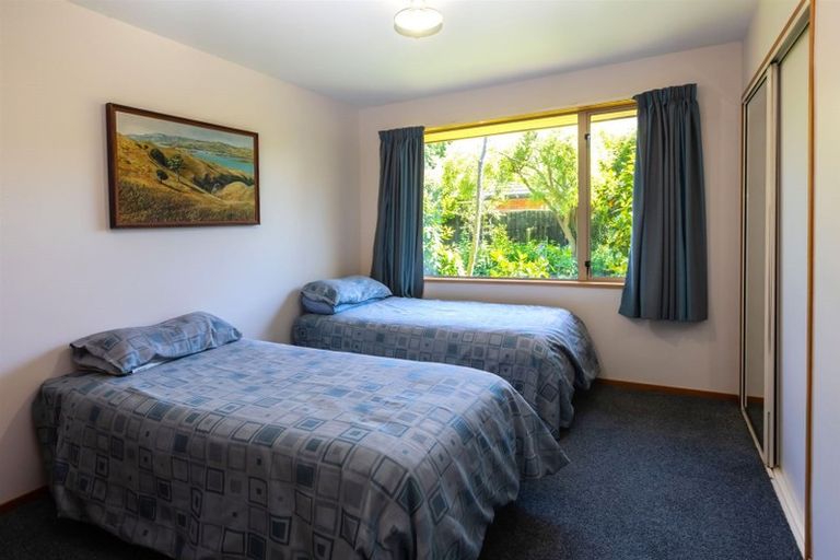 Photo of property in 25 Chesterfield Mews, Russley, Christchurch, 8042