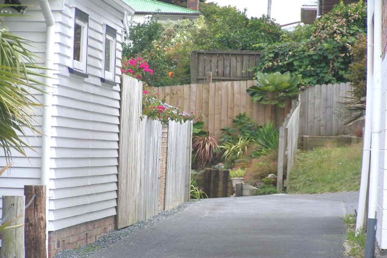 Photo of property in 9 Bond Crescent, Forrest Hill, Auckland, 0620