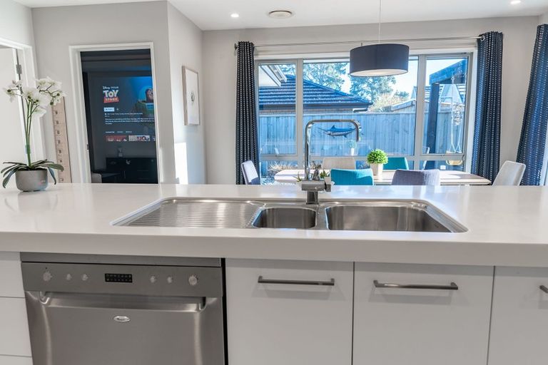 Photo of property in 8 Kokopu Street, Pegasus, 7612