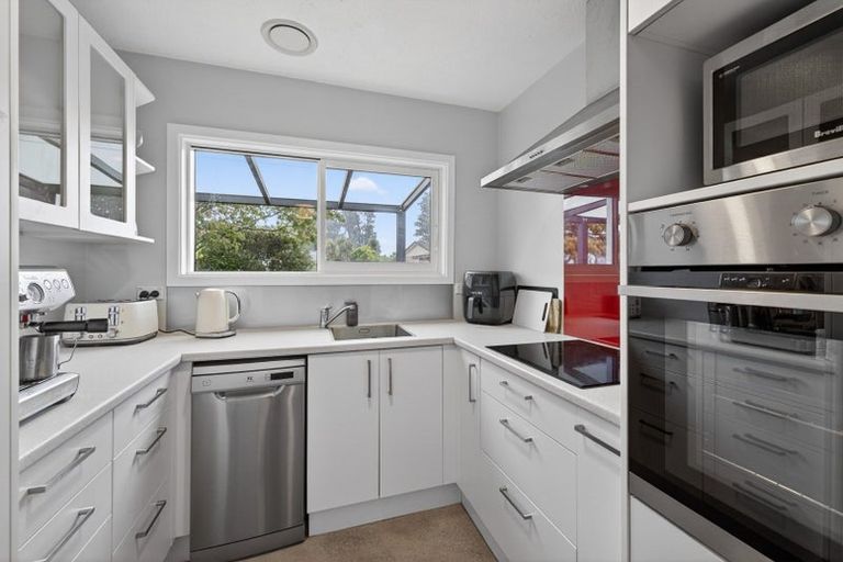 Photo of property in 1/81 Maces Road, Bromley, Christchurch, 8062