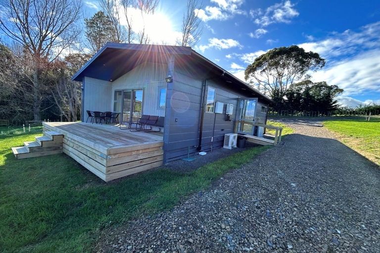 Photo of property in 113 Muhunoa Road West, Ohau, Levin, 5570