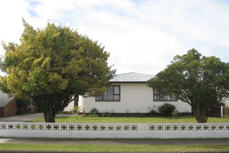 Photo of property in 26 Shackleton Street, Maraenui, Napier, 4110