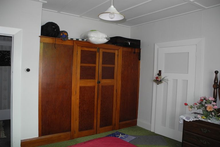 Photo of property in 202 Queen Street, Waimate, 7924