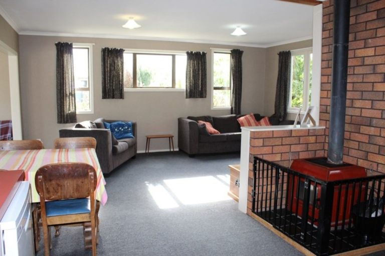 Photo of property in 12 Moana Crescent, Te Anau, 9600