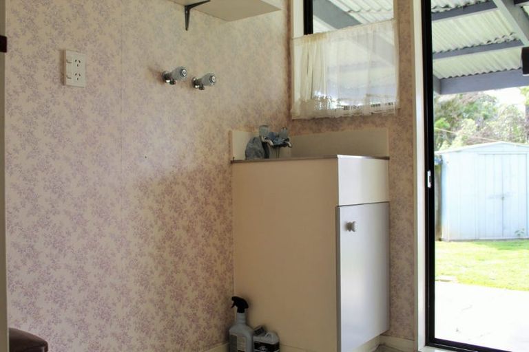 Photo of property in 62 Kaimanawa Street, Kelvin Grove, Palmerston North, 4414