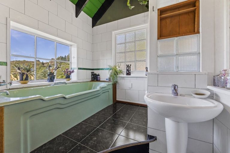 Photo of property in 33 Slant Street, Careys Bay, Port Chalmers, 9023