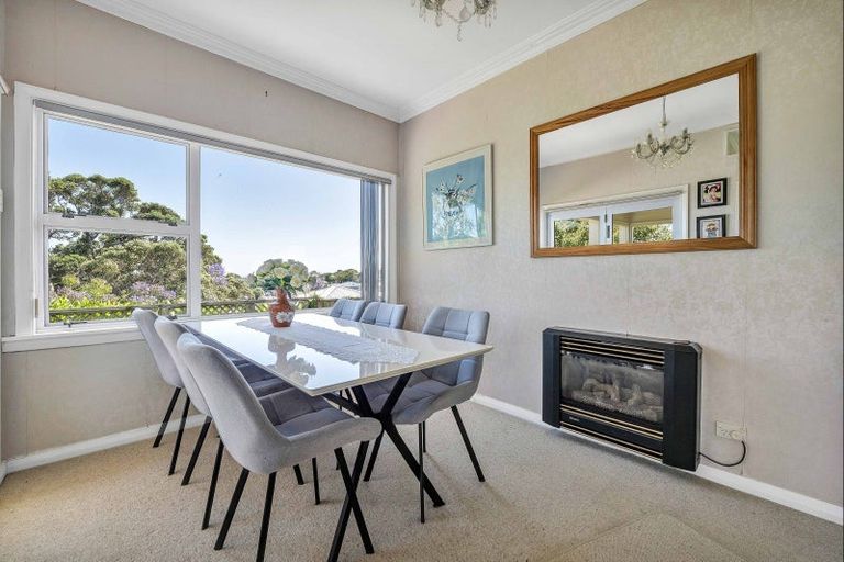 Photo of property in 57 Huatoki Street, Vogeltown, New Plymouth, 4310