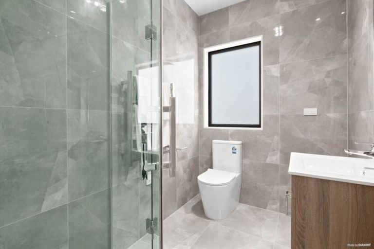 Photo of property in 8 Cooladawson Drive, Flat Bush, Auckland, 2019