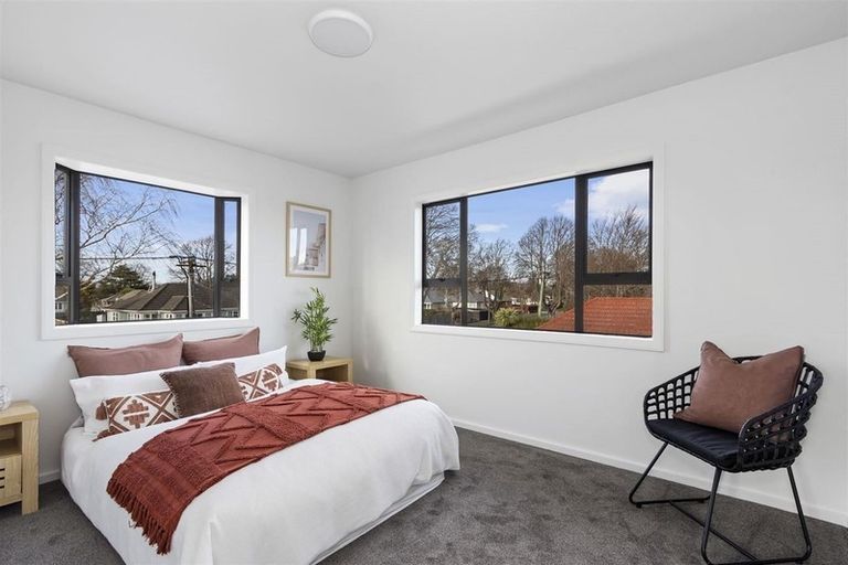 Photo of property in 50 Hooker Avenue, Bryndwr, Christchurch, 8053