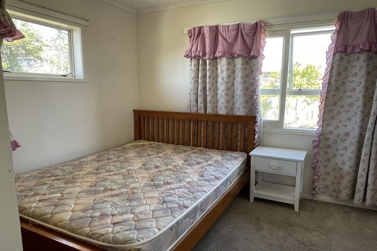Photo of property in 1/369 East Coast Road, Mairangi Bay, Auckland, 0630