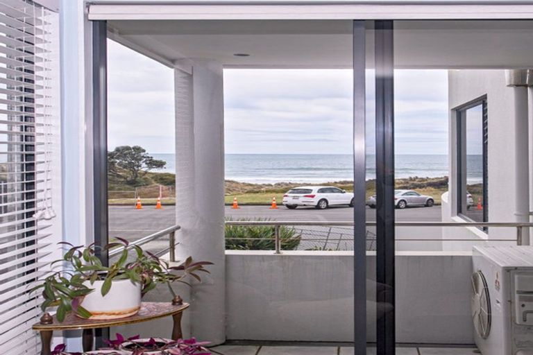 Photo of property in 1/203 Marine Parade, Mount Maunganui, 3116