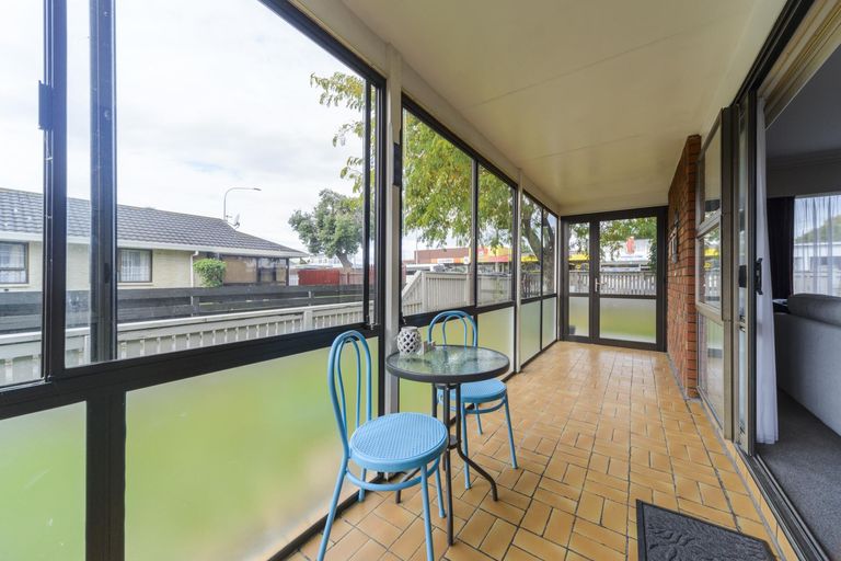 Photo of property in 111 College Street, Awapuni, Palmerston North, 4412