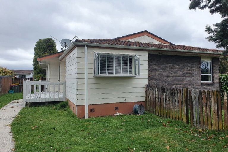 Photo of property in 14 Garland Drive, St Andrews, Hamilton, 3200