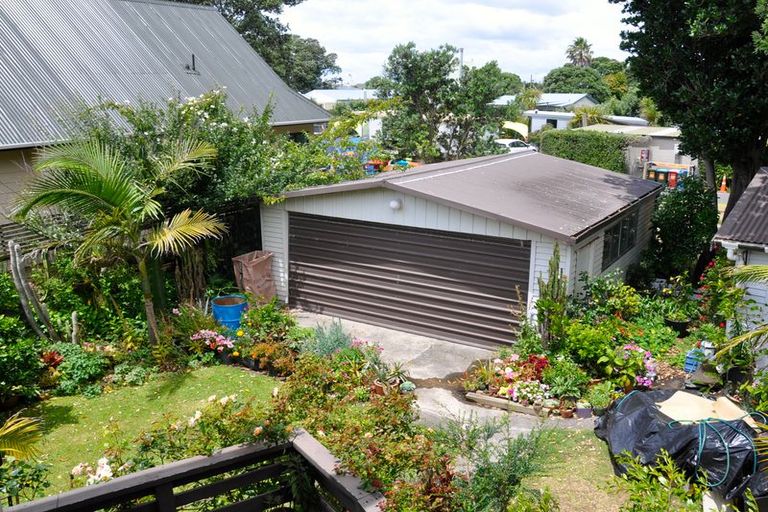 Photo of property in 12 Beach Road, Waihi Beach, 3611