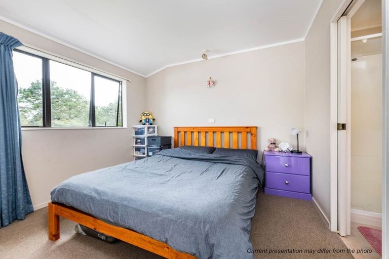 Photo of property in 1028 East Coast Road, Fairview Heights, Auckland, 0630