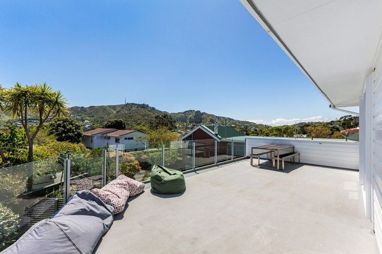 Photo of property in 7 Krishna Way, Khandallah, Wellington, 6035