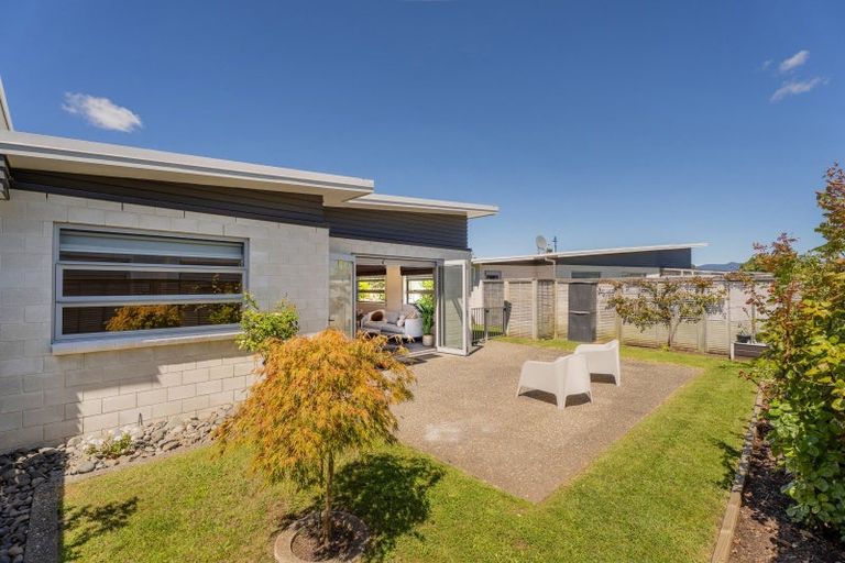 Photo of property in 12 Vanita Drive, Whitianga, 3510