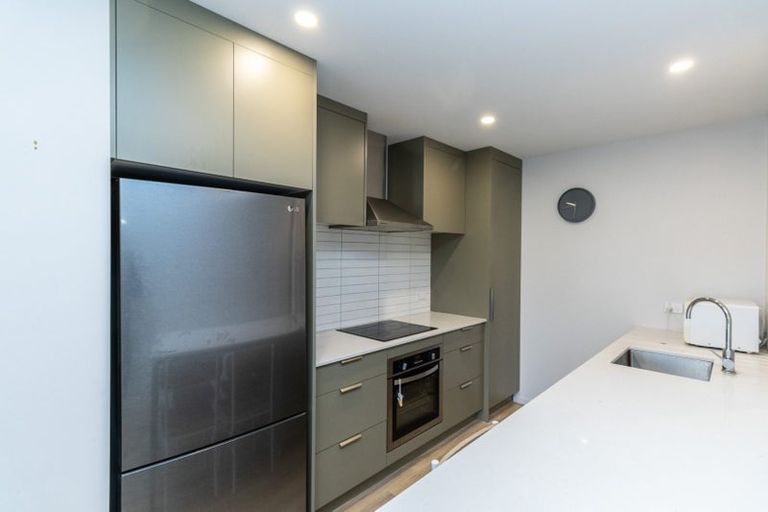 Photo of property in 1/7 Johnston Grove, Taita, Lower Hutt, 5011