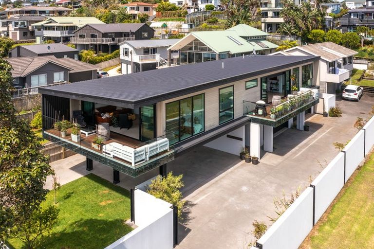 Photo of property in 3a William Bayes Place, Red Beach, 0932