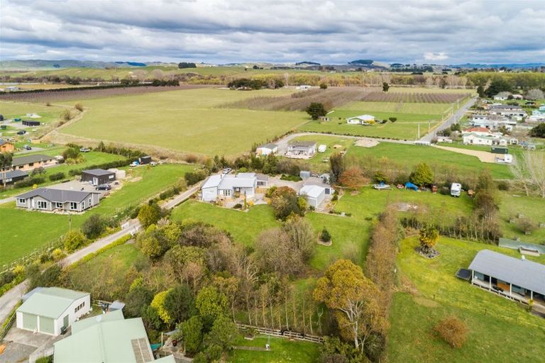 Photo of property in 24 Pourerere Road, Waipawa, 4271