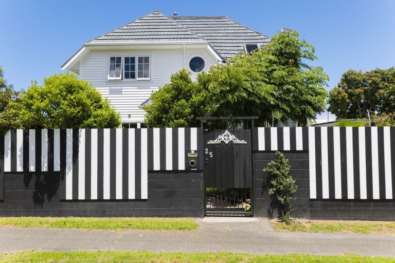 Photo of property in 25 Rawiri Street, Kaiti, Gisborne, 4010