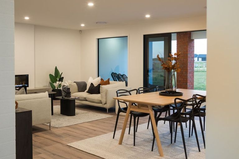 Photo of property in 11 Te Kahu Lane, Halcombe, Feilding, 4779