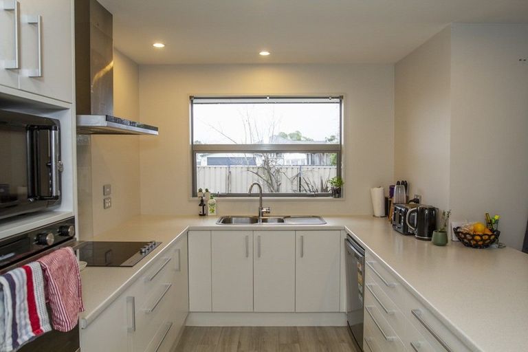 Photo of property in 104 Rowses Road, Aranui, Christchurch, 8061