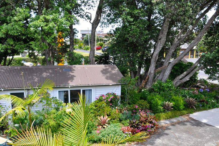 Photo of property in 12 Beach Road, Waihi Beach, 3611