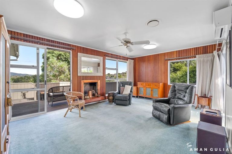 Photo of property in 212 Don Buck Road, Massey, Auckland, 0614