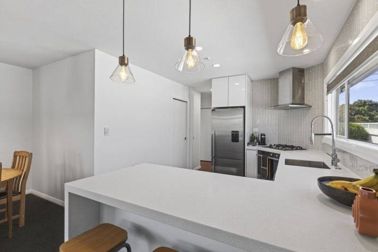 Photo of property in 134 Tukapa Street, Westown, New Plymouth, 4310