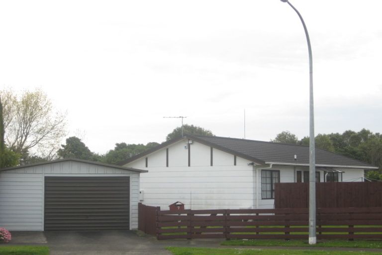 Photo of property in 7 Ngarue Place, Waitara, 4320