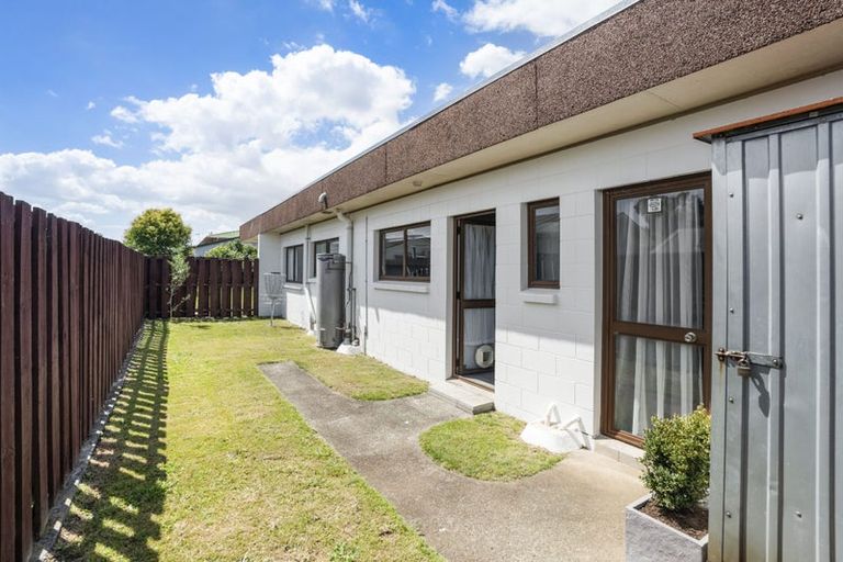 Photo of property in 2/51a Browns Road, Manurewa, Auckland, 2102