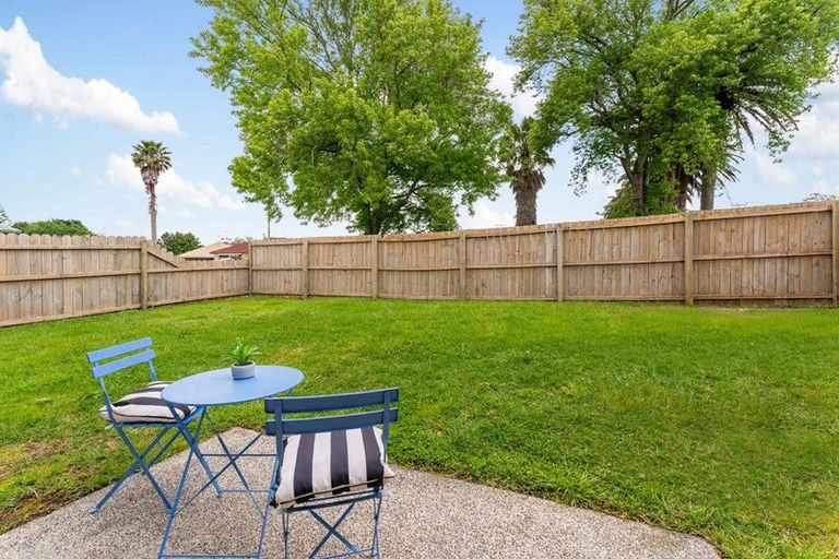 Photo of property in 22 Kayes Road, Pukekohe, 2120