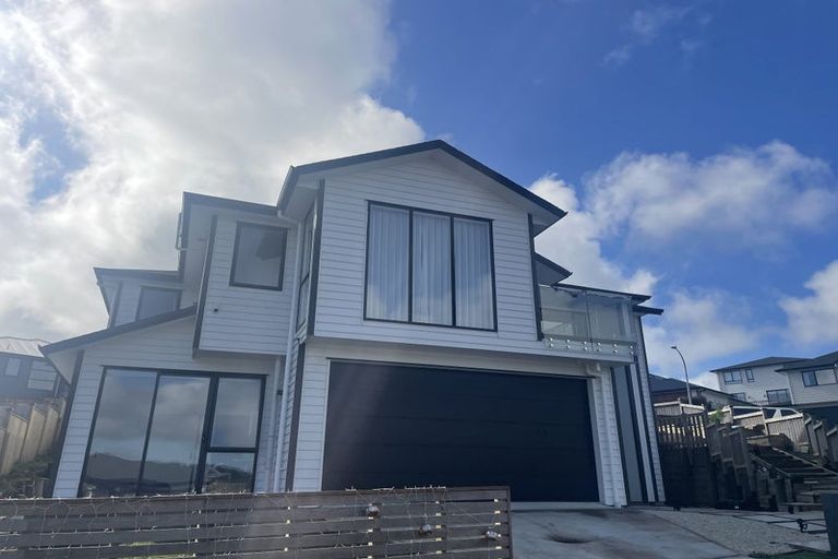 Photo of property in 18 Takurua Terrace, Orewa, 0931