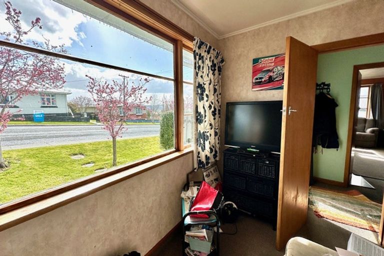 Photo of property in 27 Christie Street, Balclutha, 9230