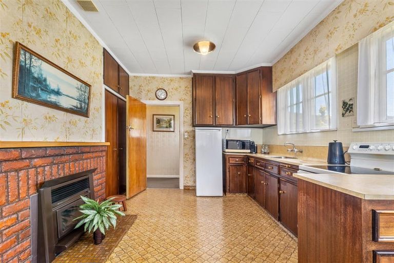 Photo of property in 32 Ranui Road, Stoke, Nelson, 7011